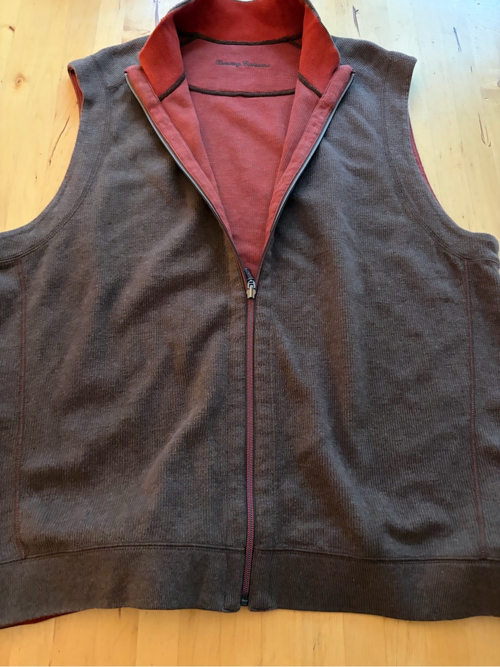 Tommy Bahama Brown Knit Zip-Front Vest with Rust Lining